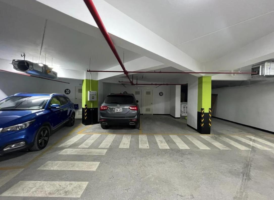 Exclusivo Y Moderno Depa En Miraflores Vista Al Mar Y A La Ciudad Amoblado Apartments Lima Bagian luar foto